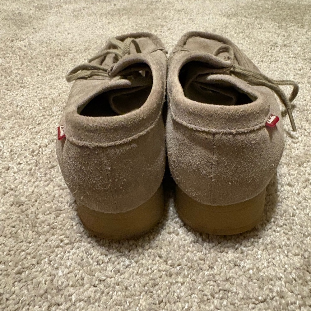 Clarks Women's Beige Suede Moccasins - Picture 5 of 6